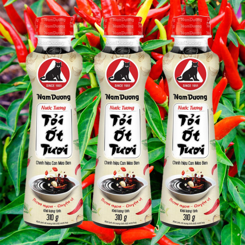 Nước Tương Nam Dương Tỏi Ớt Tươi 310g
