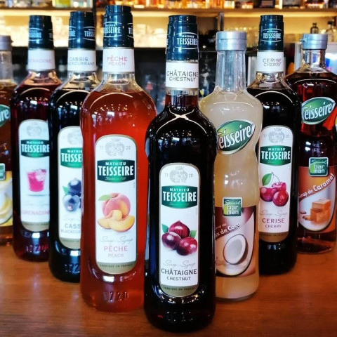 Siro Lựu Teisseire Grenadine Syrup 700ml