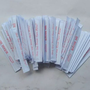 Tăm bọc bao giấy có chữ gói 500 cây