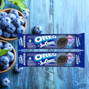 Bánh quy nhân kem lạnh việt quất Oreo Blueberry 119.6g