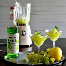 Siro Táo Monin Apple Syrup 700ml