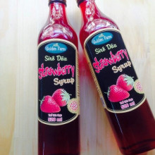 Siro dâu Golden Farm Strawberry Syrup 520ml