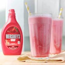 Siro dâu Hershey’s Strawberry Syrup 623g