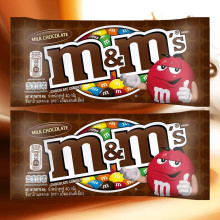Kẹo socola sữa M&M's Chocolate Milk Candies gói 37g