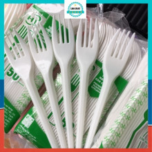 Nĩa nhựa gói 50 cái